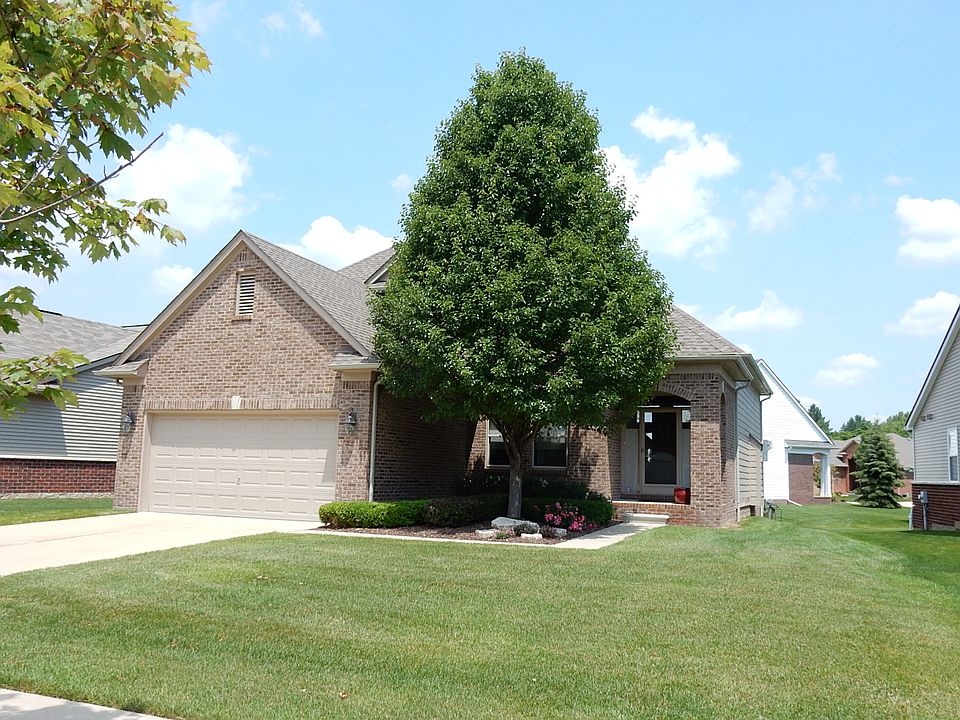 1st image of 49644 Cranberry Creek Dr