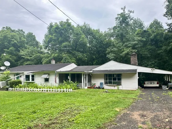 384 Lakewood Dr, Chillicothe, OH 45601
