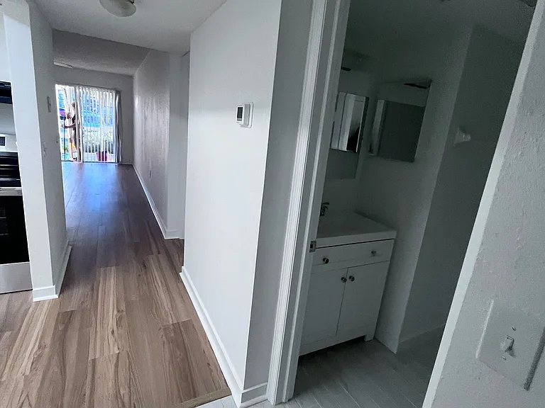 4900 38th Way S #103-D — Photo 11