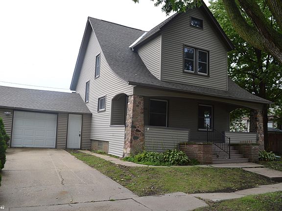 2nd image of 808 Chase St