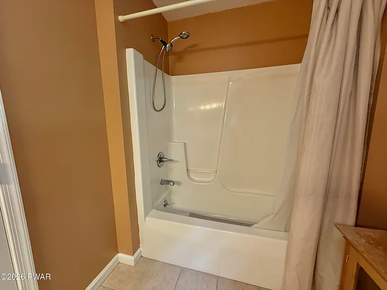 176 Gunstock Ln — Photo 30