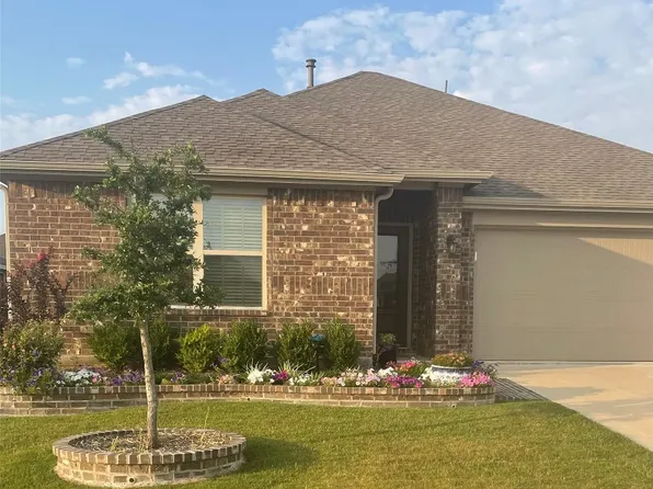 702 Farmstead Dr, Arlington, TX 76002