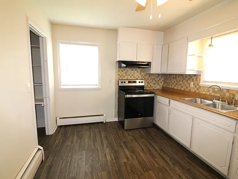 320 Creamery Rd — Photo 6