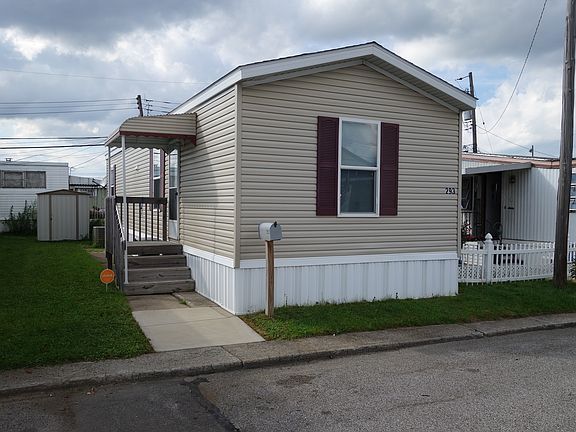 2nd image of 25021 Aurora Rd Trlr 293