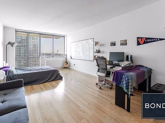 2nd image of 4610 Center Blvd APT 2405