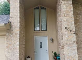 8902 Enchanted Forest Dr, Houston, TX 77088