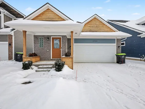 47050 Brookview Dr, Chesterfield, MI 48047