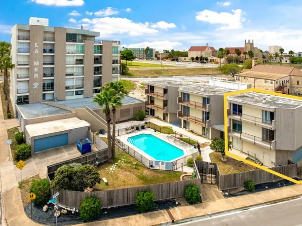 520 S Chaparral St APT 1, Corpus Christi, TX 78401