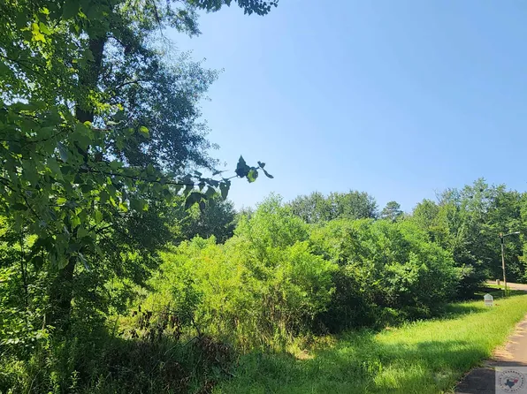 2706 Sarah Cir, Texarkana, TX 75503