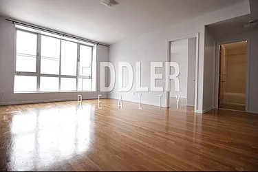 324 Grand Avenue, #2A
