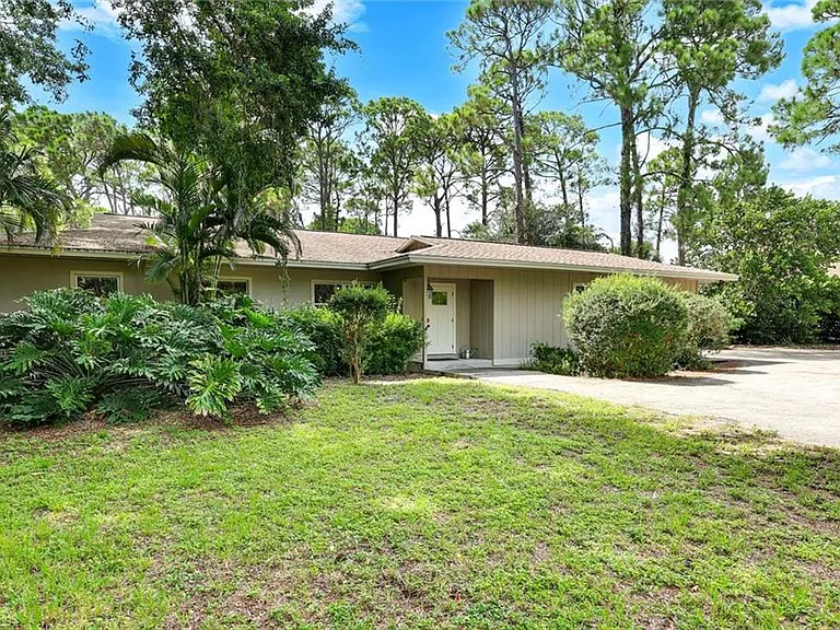 131 Cajeput Dr — Photo 1