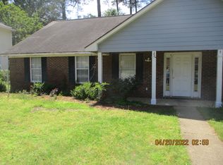 112A Acacia Ct, Leesburg, GA 31763