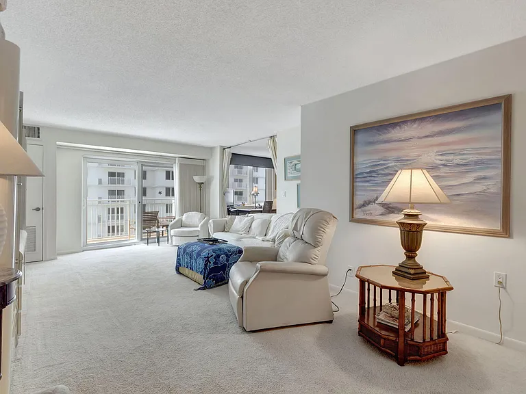3215 S Ocean Blvd #509 — Photo 16