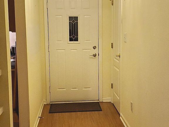 4th image of 10842 Harness Way