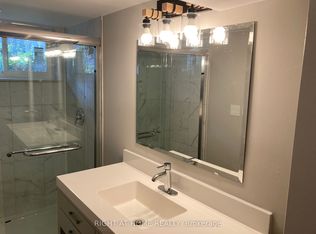 8 Regency St, Hamilton, ON L8T 4V3