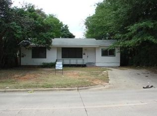 1121 Richmond Rd, Texarkana, TX 75503