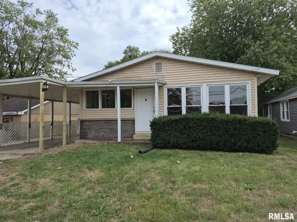 331 Oakwood Ave, East Peoria, IL 61611