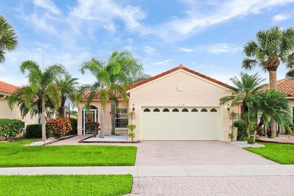 1st image of 319 NW Alana Avenue