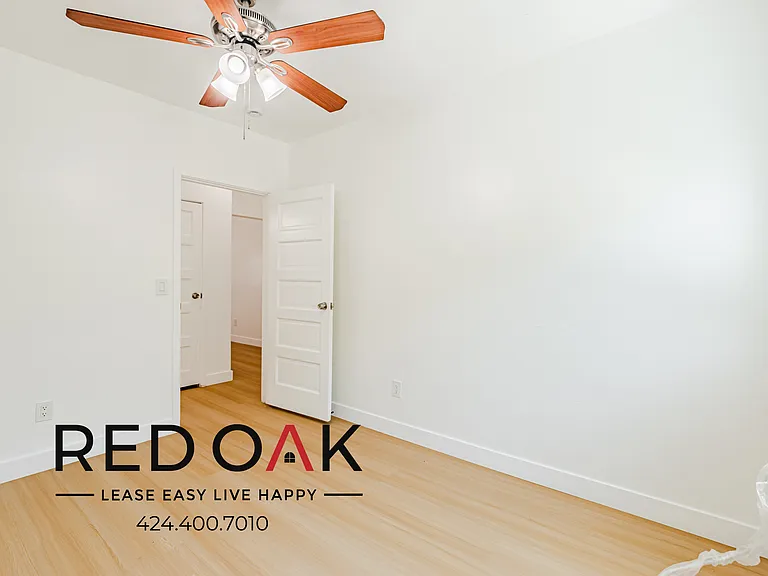 1559 N Hill Ave #7 — Photo 16