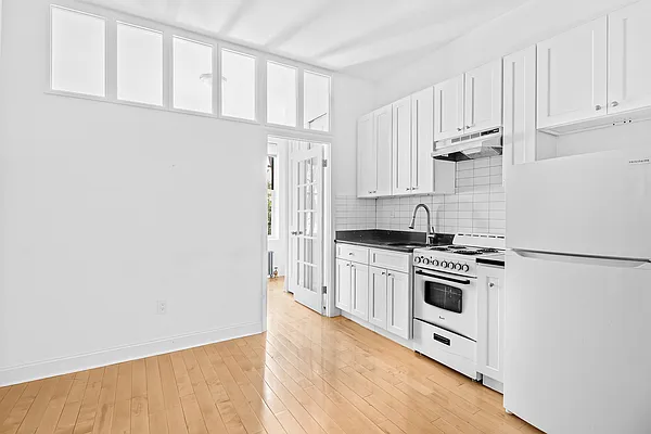 Rented by Keller Williams NYC | media 16