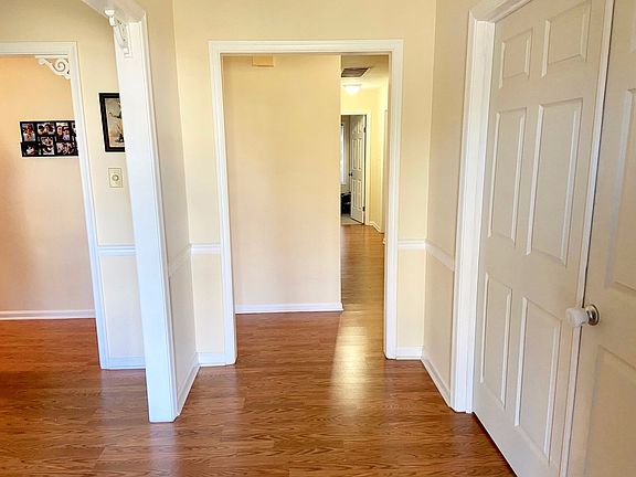 5th image of 1229 Mendelssohn Ct