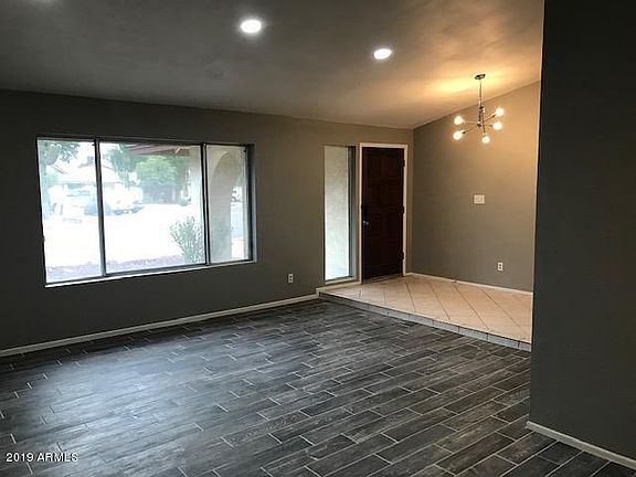 4th image of 4512 W Villa Theresa Dr
