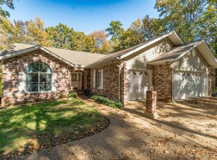 48 Pintuerero Way, Hot Springs Village, AR 71909
