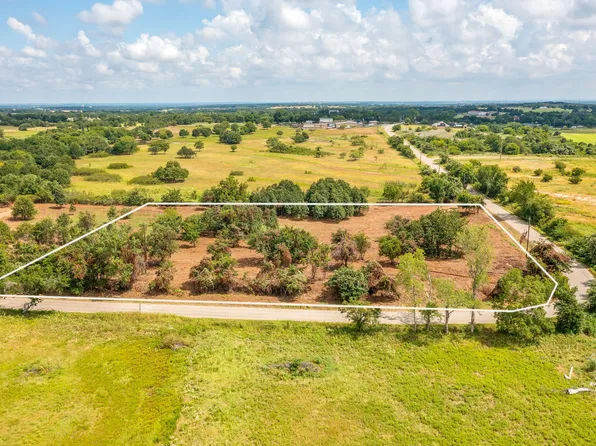 1 Clover Dr, Poolville, TX 76487