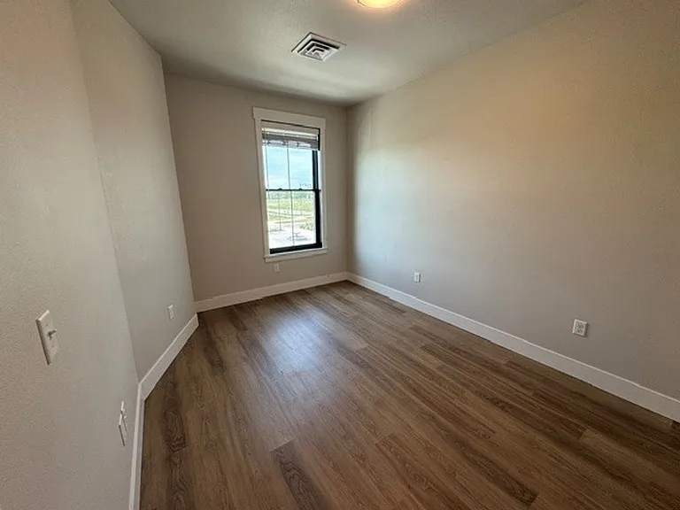 1625 Annafeld Pkwy E — Photo 18