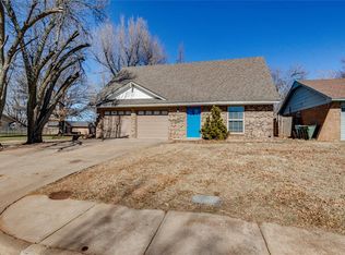 809 Holly Hill Rd, Edmond, OK 73003