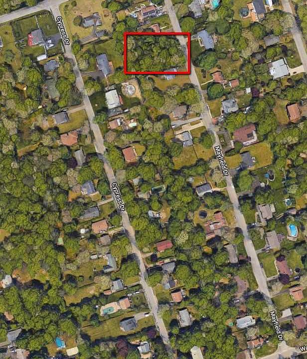1st image of Mayfield Dr