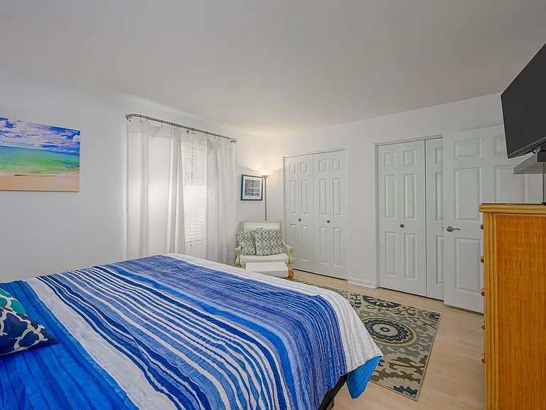 1800 Clubhouse Dr #D-30 — Photo 16