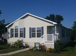 104 Summers Dr, Lancaster, PA 17601