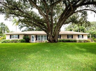 2810 Springdell Cir, Valrico, FL 33596