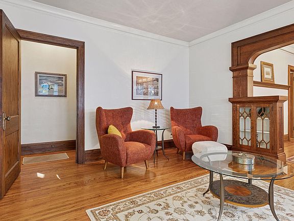 5th image of 1147 Lincoln Ave