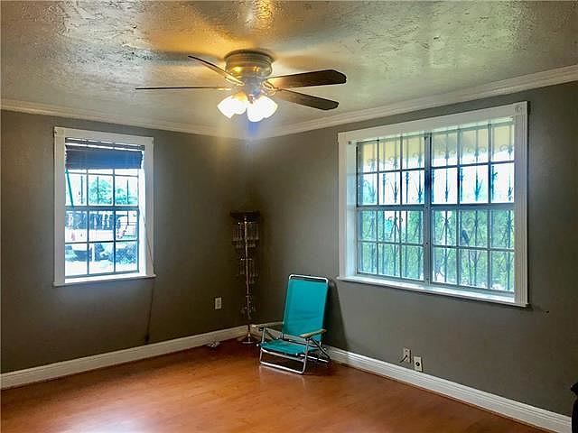 2nd image of 1513 Pailet Ave
