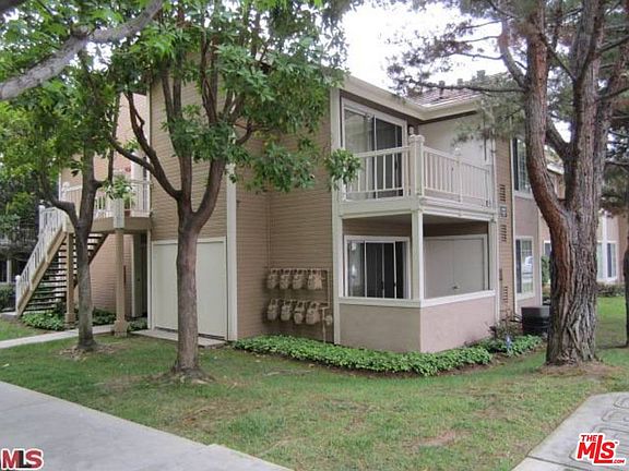 3rd image of 8712 Chessington Dr #256