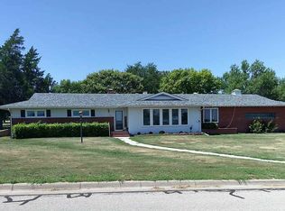 1706 Spruce St, Ellis, KS 67637