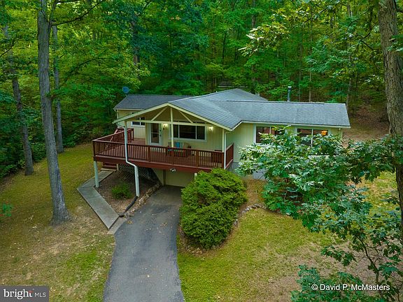 2nd image of 240 Possum Hollow Trl