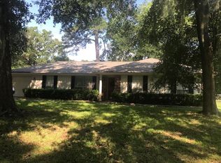 1111 Oakleaf Dr, Savannah, GA 31410