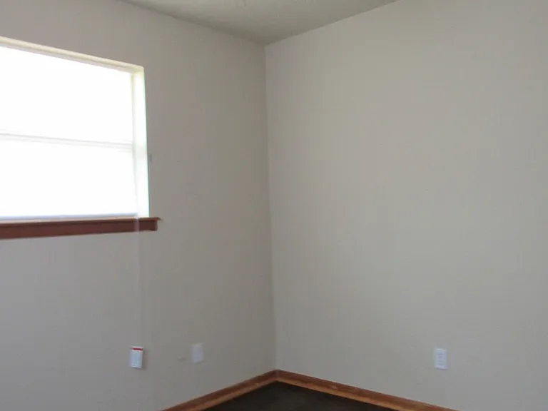 2405 NW 42nd St — Photo 16