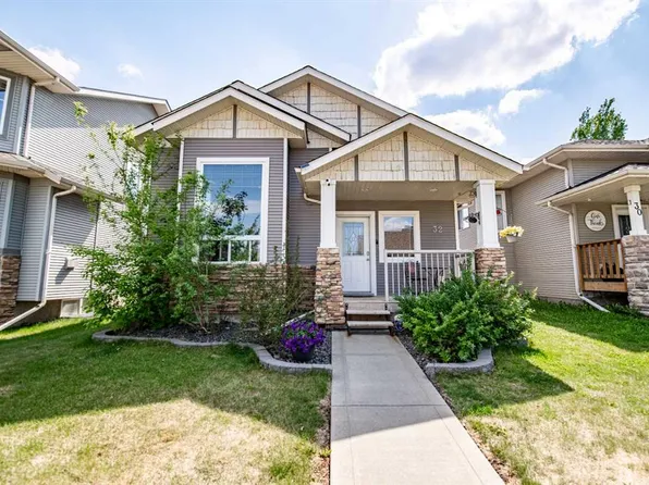 32 N Reynolds Rd, Sylvan Lake, AB T4S 0C2