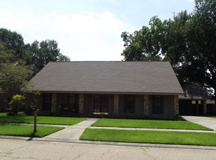 303 W Governor Miro Dr, Lafayette, LA 70506