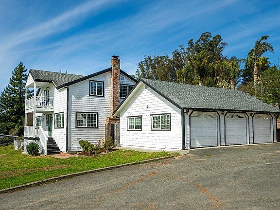 3rd image of 2693 Bloomfield Road