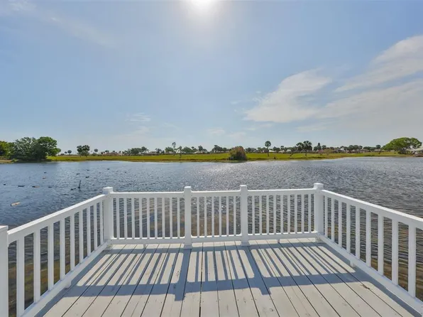 1806 Wolf Laurel Dr, Sun City Center, FL 33573