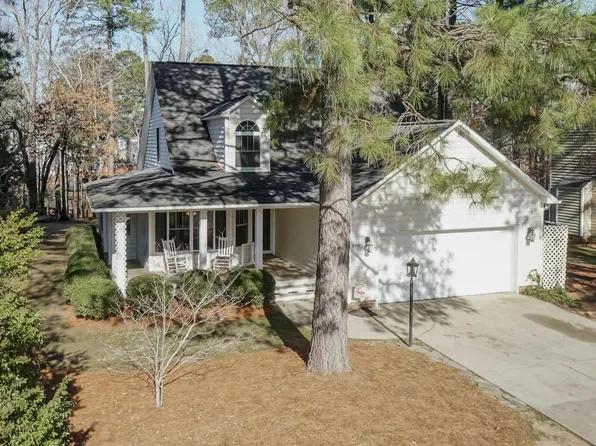 2312 Knollwood Dr, Sanford, NC 27330