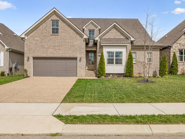 1818 Witt Way Dr, Spring Hill, TN 37174