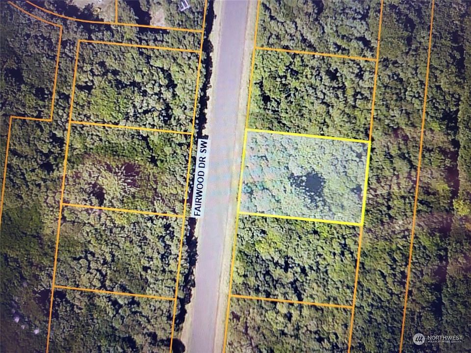2nd image of 1060 Fairwood Drive SW