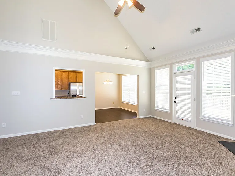 7418 Sparkleberry Dr — Photo 3