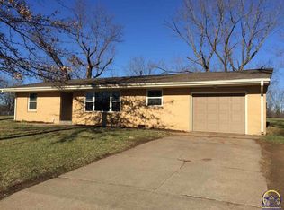 802 N 8th St, Saint Marys, KS 66536
